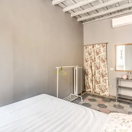 Stylish Flat Near Colosseum Apartamento *