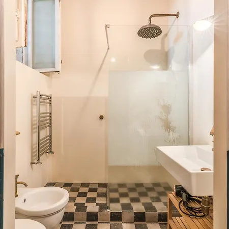 Stylish Flat Near Colosseum *