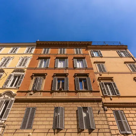 Stylish Flat Near Colosseum Roma